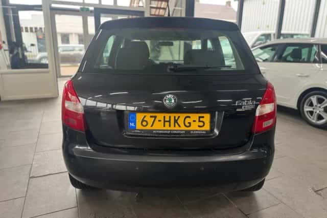Škoda Fabia (2009) thumbnail 6