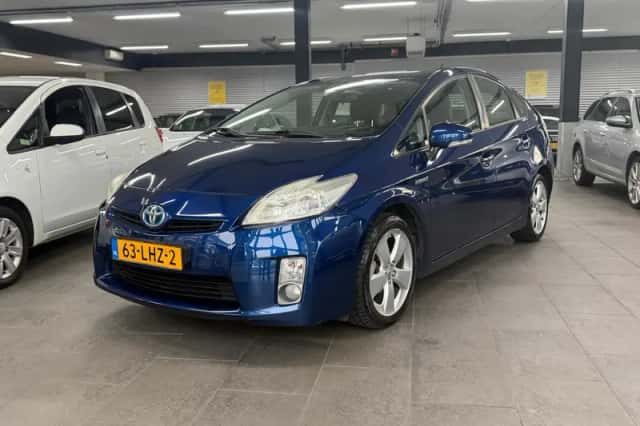 Toyota Prius (2010) thumbnail 1