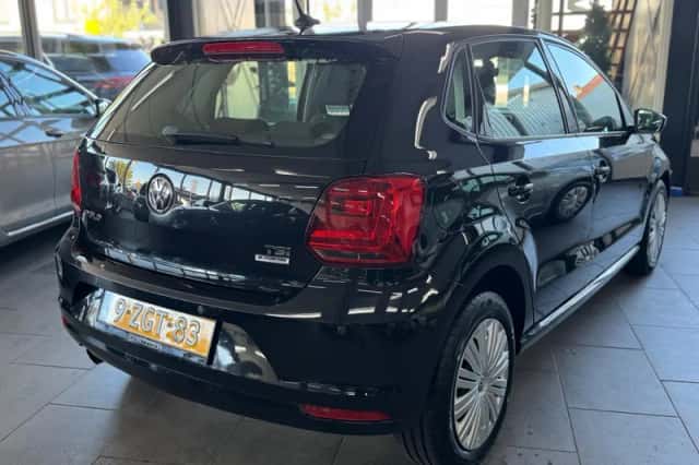 Volkswagen Polo (2015) thumbnail 5