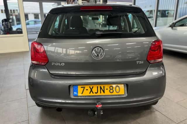 Volkswagen Polo (2012) thumbnail 6