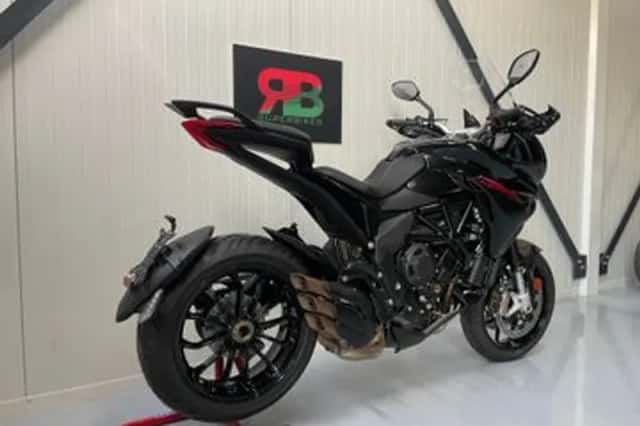 MV AGUSTA TURISMO (2026) thumbnail 3