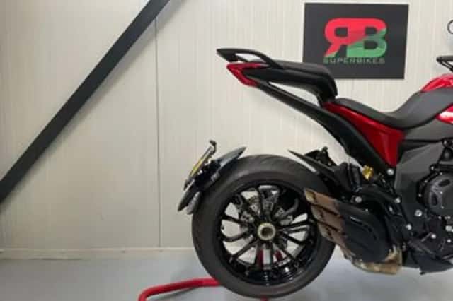 MV AGUSTA TURISMO (2026) thumbnail 5