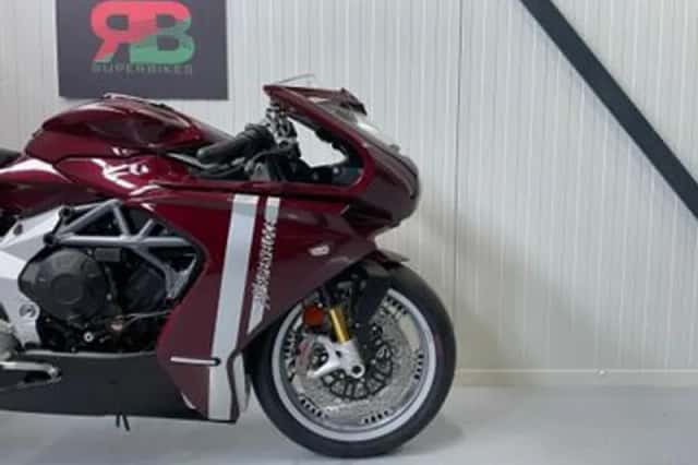 MV AGUSTA SUPERVELOCE (2026) thumbnail 4