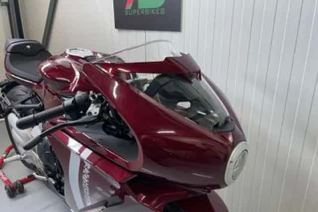 MV AGUSTA SUPERVELOCE (2026) thumbnail 6