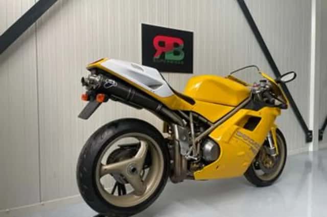 DUCATI 748 (1997) thumbnail 3