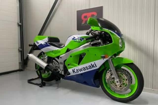 KAWASAKI ZXR (1990) thumbnail 2