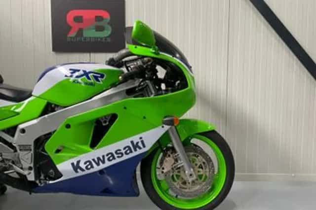 KAWASAKI ZXR (1990) thumbnail 4