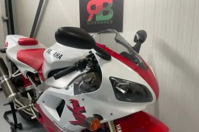 YAMAHA YZF (1998) thumbnail 6
