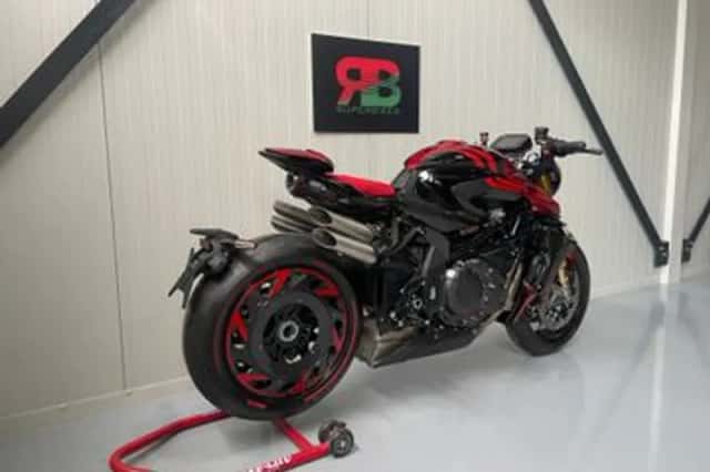 MV AGUSTA RUSH 1000 (2025) thumbnail 3