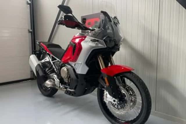 MV AGUSTA ENDURO (2026) thumbnail 2
