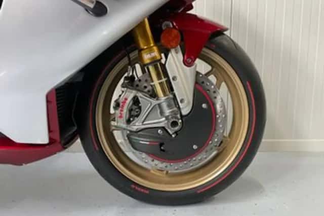 MV AGUSTA SUPERVELOCE (2024) thumbnail 6