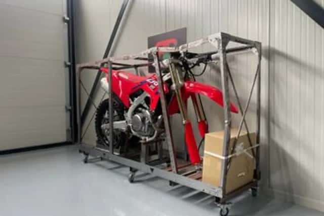 Honda CRF (2024) thumbnail 2