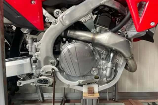 Honda CRF (2024) thumbnail 6