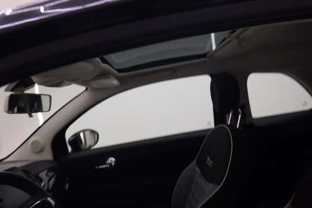 Fiat 500 (2018) thumbnail 5