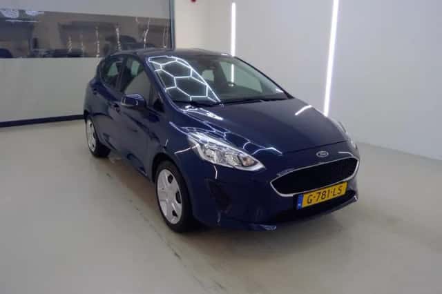 Ford Fiesta (2019) thumbnail 3