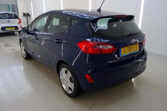 Ford Fiesta (2019) thumbnail 4