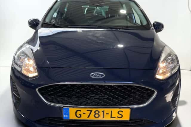 Ford Fiesta (2019) thumbnail 3