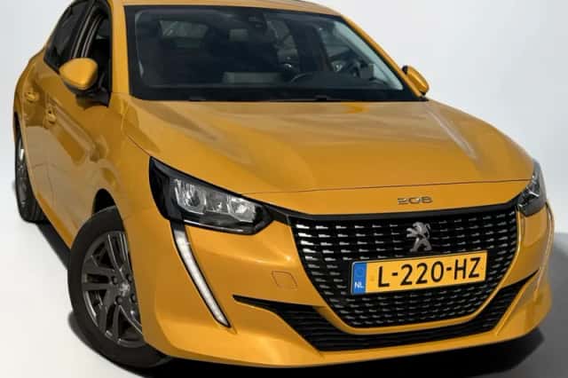 Peugeot 208 (2021) thumbnail 4