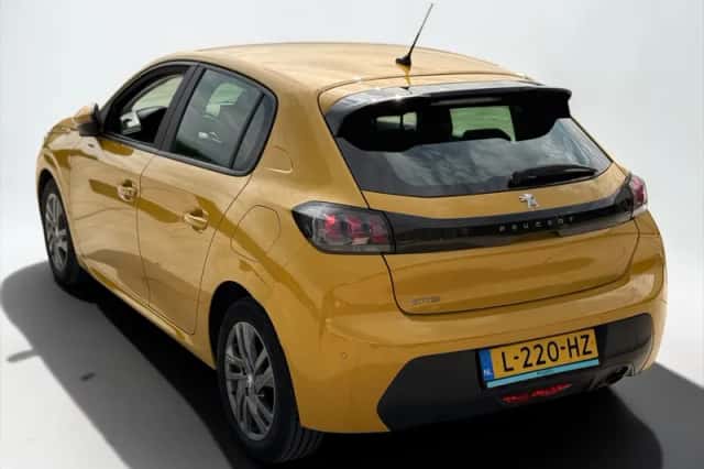 Peugeot 208 (2021) thumbnail 5
