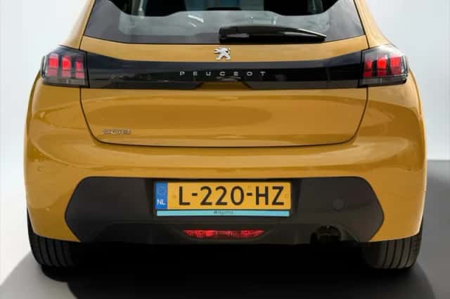 Peugeot 208 (2021) thumbnail 6