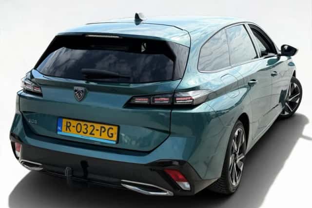 Peugeot 308 (2022) thumbnail 3
