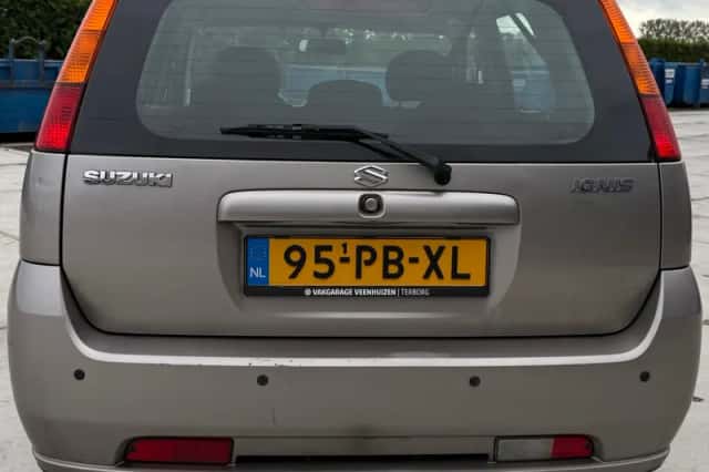 Suzuki Ignis (2004) thumbnail 4