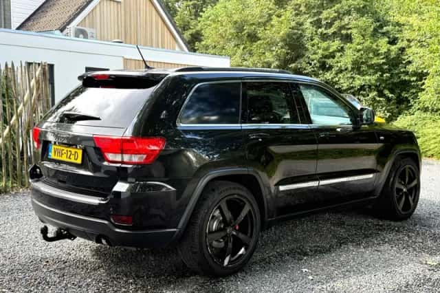 Jeep Grand Cherokee (2012) thumbnail 5