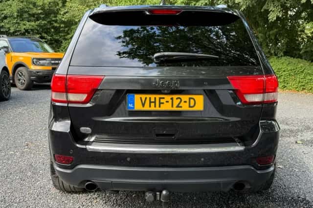 Jeep Grand Cherokee (2012) thumbnail 6