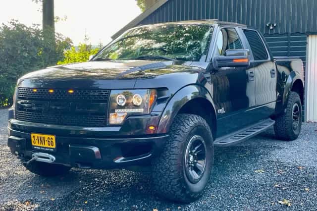 Ford F150 Raptor (2011) thumbnail 2