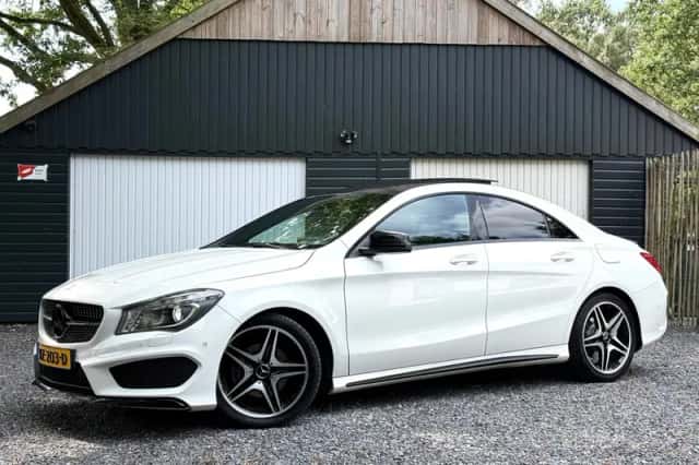 Mercedes-Benz CLA-Klasse (2014) thumbnail 1