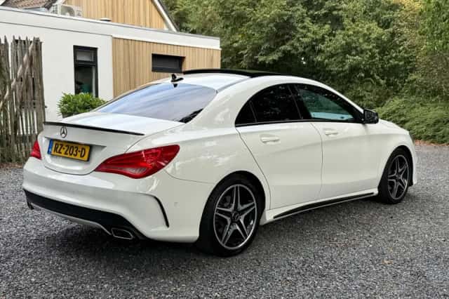 Mercedes-Benz CLA-Klasse (2014) thumbnail 4
