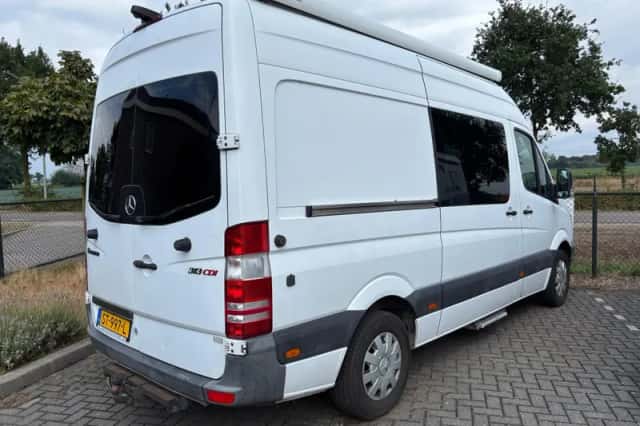 Mercedes-Benz Sprinter (2009) thumbnail 2