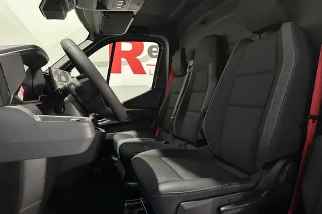 Renault Master (2024) thumbnail 3
