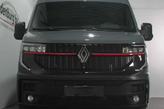 Renault Master (2024) thumbnail 5