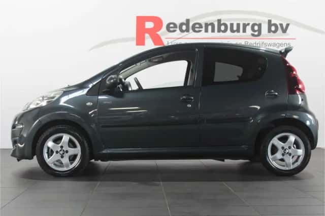 Peugeot 107 (2013) thumbnail 4