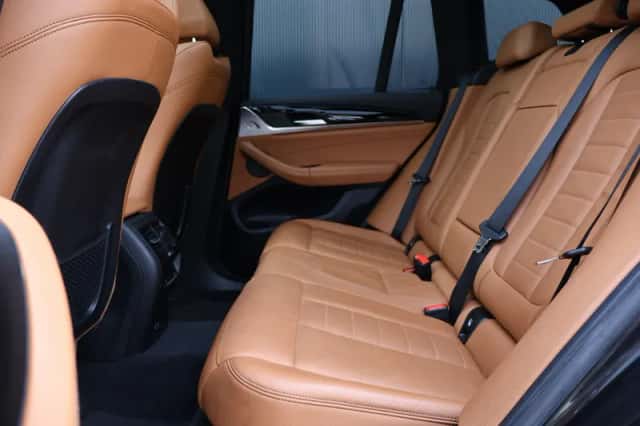 BMW iX3 (2021) thumbnail 6