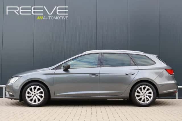 SEAT Leon (2015) thumbnail 2