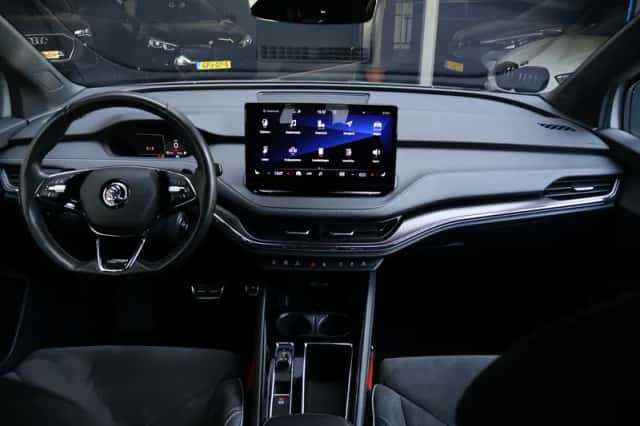 Škoda Enyaq (2021) thumbnail 4