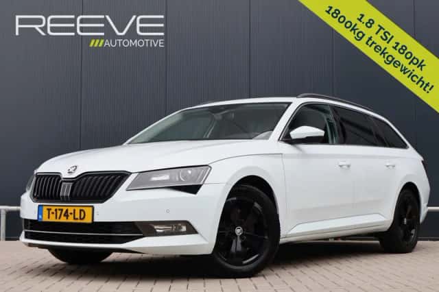 Škoda Superb (2016) thumbnail 1