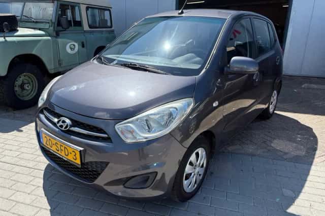 Hyundai i10 (2011) thumbnail 3