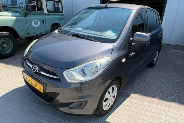 Hyundai i10 (2012) thumbnail 3