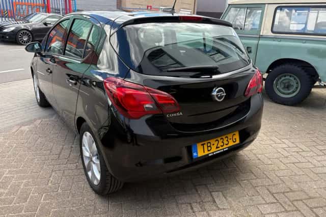 Opel Corsa (2018) thumbnail 4