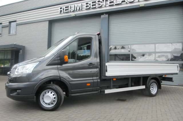Ford Transit (2019) thumbnail 2