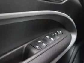 Jeep Avenger (2024) thumbnail 14