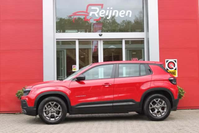 Jeep Avenger (2024) thumbnail 3