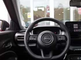 Jeep Avenger (2024) thumbnail 24