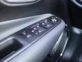 Jeep Renegade (2025) thumbnail 15