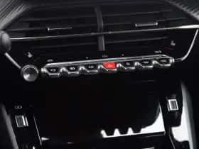 Peugeot 2008 (2025) thumbnail 32