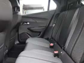 Peugeot 2008 (2025) thumbnail 8