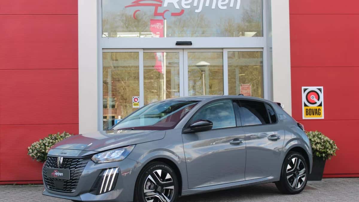 Peugeot 208 (2025) — foto 1